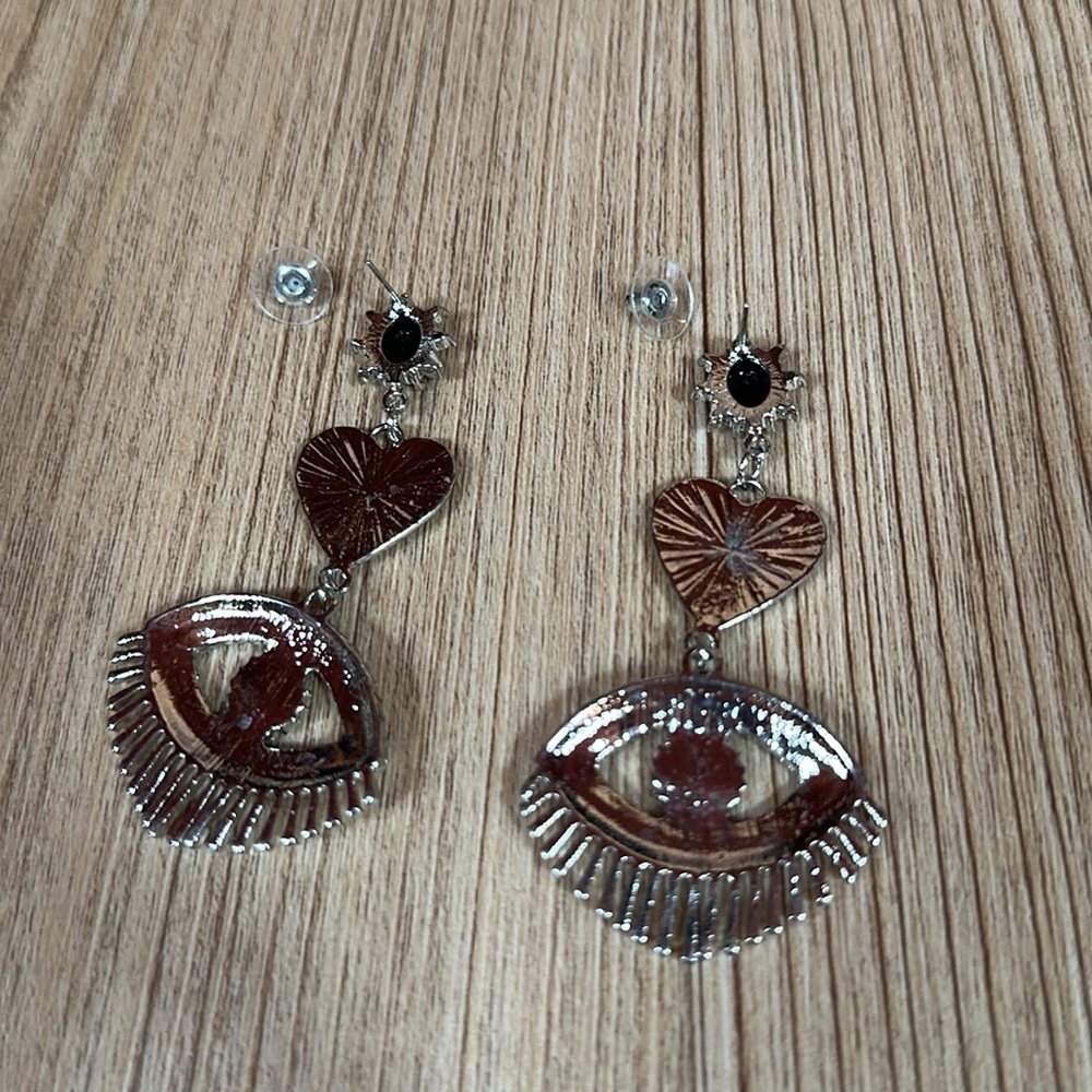 NoirJewelry  Statement Earrings - Picture 7 of 8